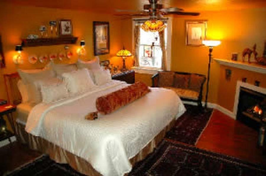 Red Elephant Inn Bed And Breakfast North Conway Exterior photo